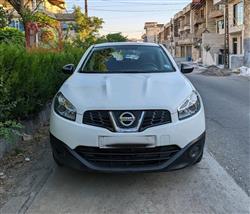 نيسان قاشقاي